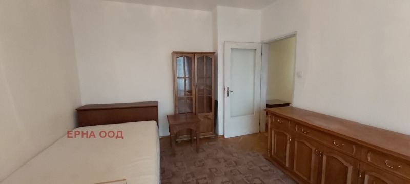 Дава под Наем 2-СТАЕН в град София, Хаджи Димитър - 42 кв.м / 400 € » 782.33 лв., ЕРНА ООД