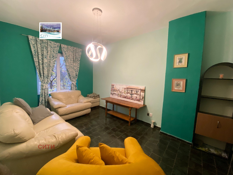 Дава под наем 2-СТАЕН, гр. Пловдив, Център