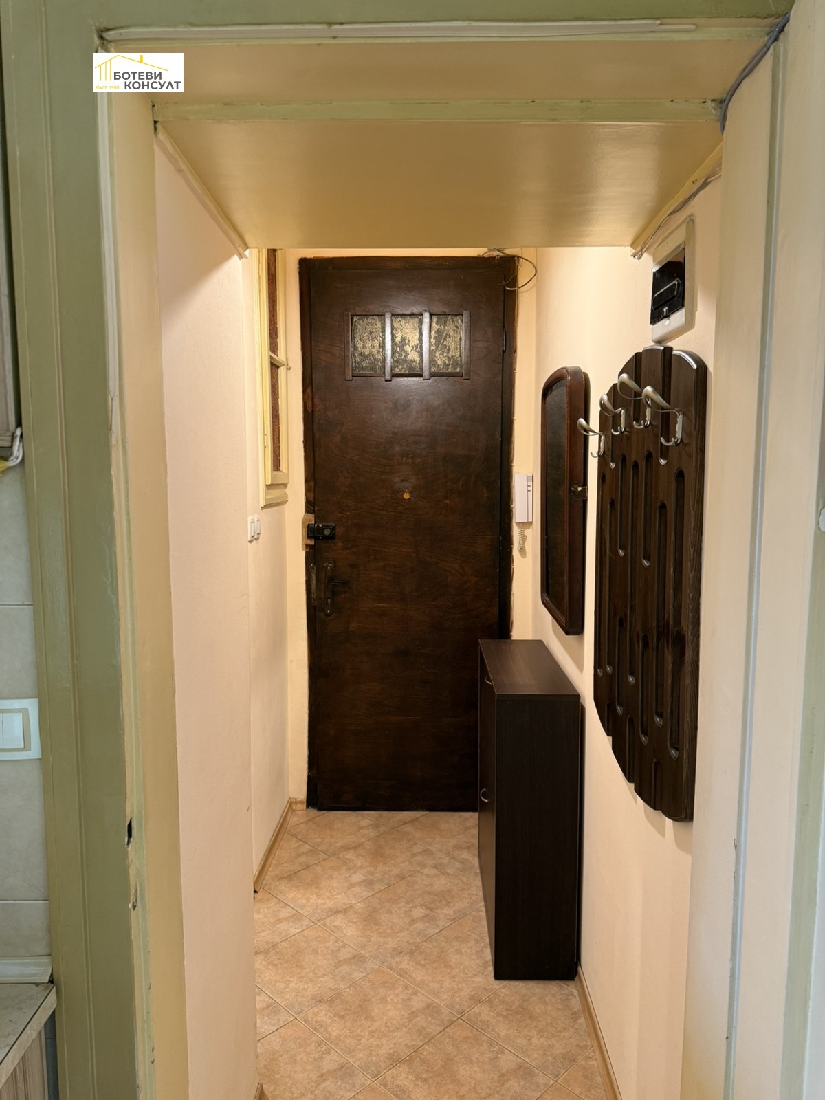 Дава под наем 2-СТАЕН, гр. София, Център, снимка 2 - Апартаменти - 53887170