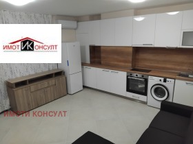 İki Katlı Daire Centar, Veliko Tarnovo
