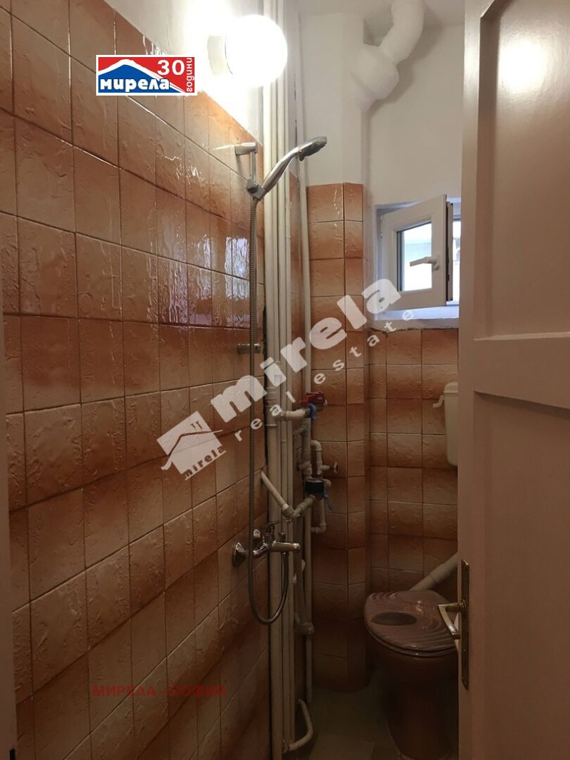 För uthyrning  1 sovrum Sofia , Centar , 50 kvm | 24523877 - bild [9]