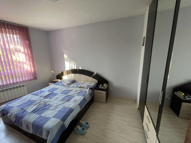 Дава под наем  3-стаен град София , Изток , 92 кв.м | 63078496 - изображение [6]