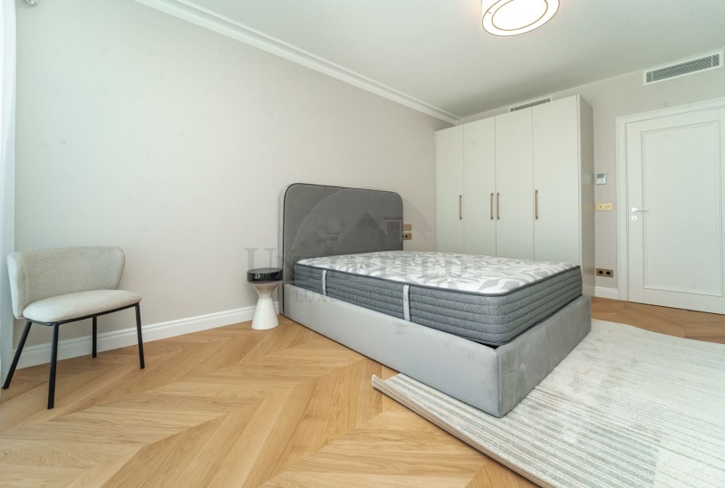 Дава под наем 4-СТАЕН, гр. София, Лозенец, снимка 10 - Апартаменти - 52748615