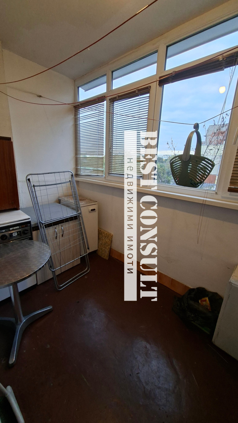 De inchiriat  Studio Ruse , Ciarodeica - Sever , 42 mp | 95206224 - imagine [3]