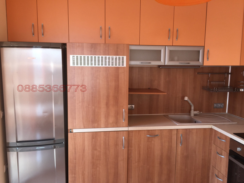 Дава под наем 3-СТАЕН, гр. Варна, Възраждане 1