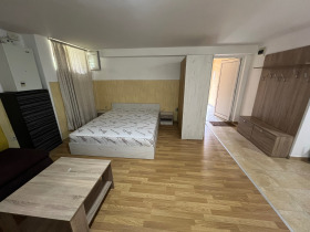 Studio Krastova vada, Sofia 2