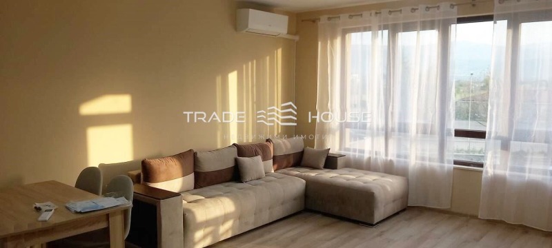 Дава под нем  3-стаен, град Пловдив, Остромила •  550 EUR • ID 48732235 — holmes.bg - [1] 