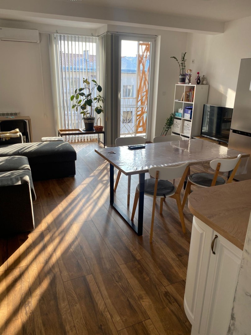 Дава под наем 3-СТАЕН, гр. Плевен, Идеален център, снимка 16 - Апартаменти - 53428981