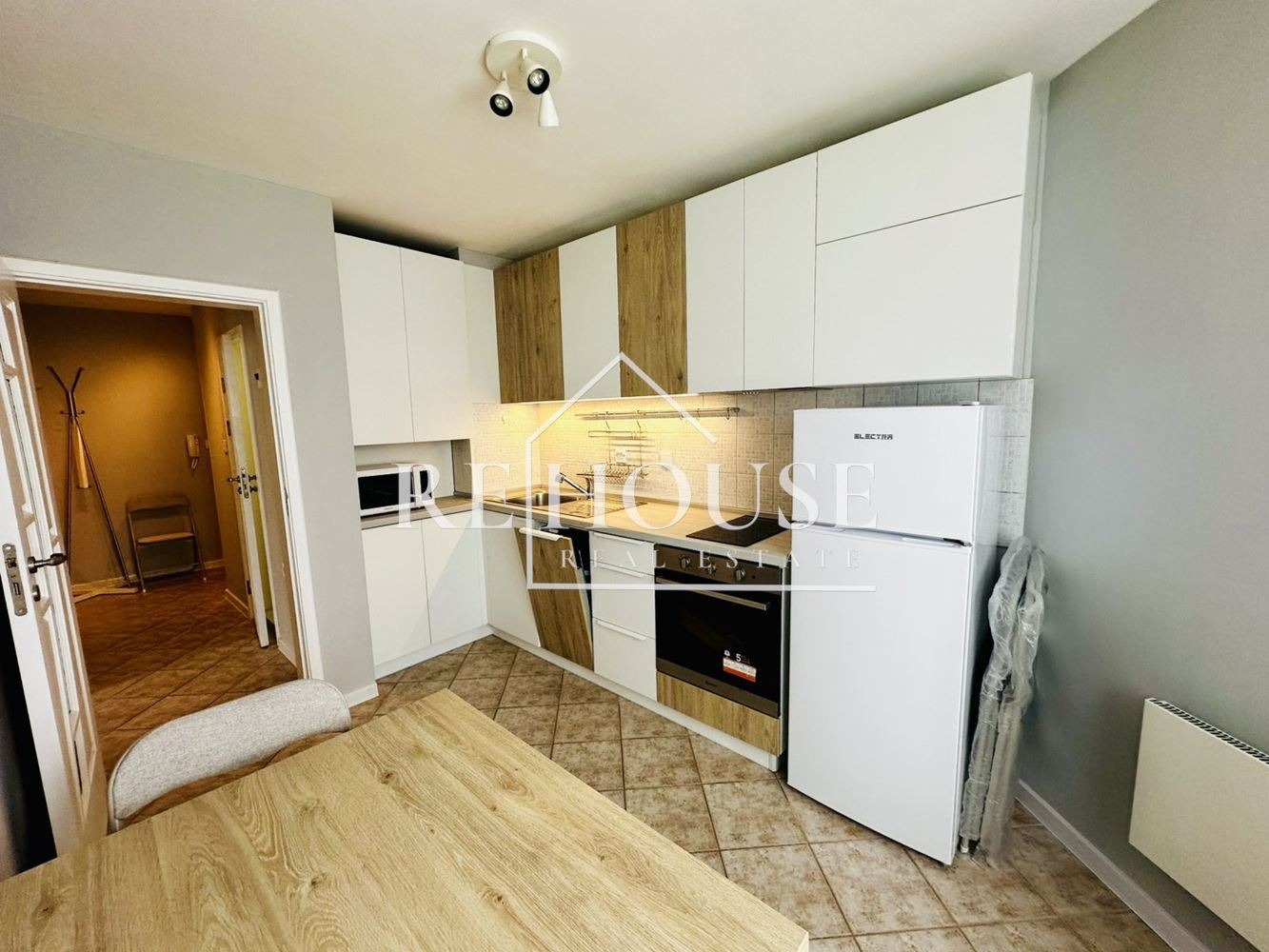 Дава под наем 2-СТАЕН, гр. Варна, Окръжна болница-Генерали