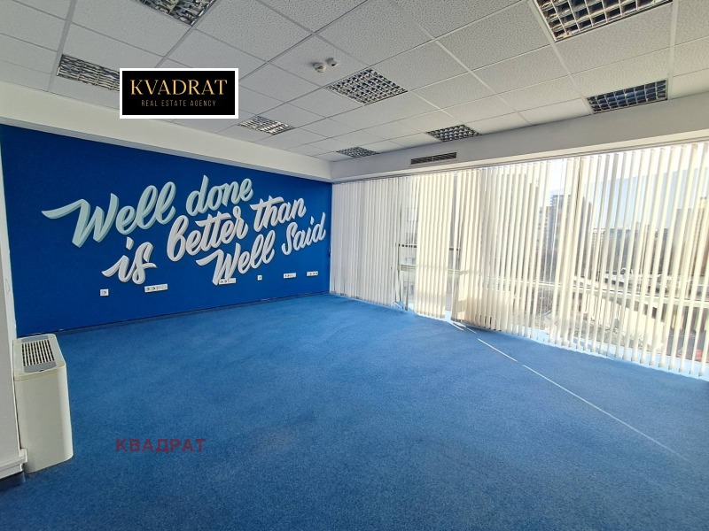 Дава под Наем ОФИС в град София, Студентски град - 384 кв.м / 2 772 € » 5 421.56 лв., КВАДРАТ