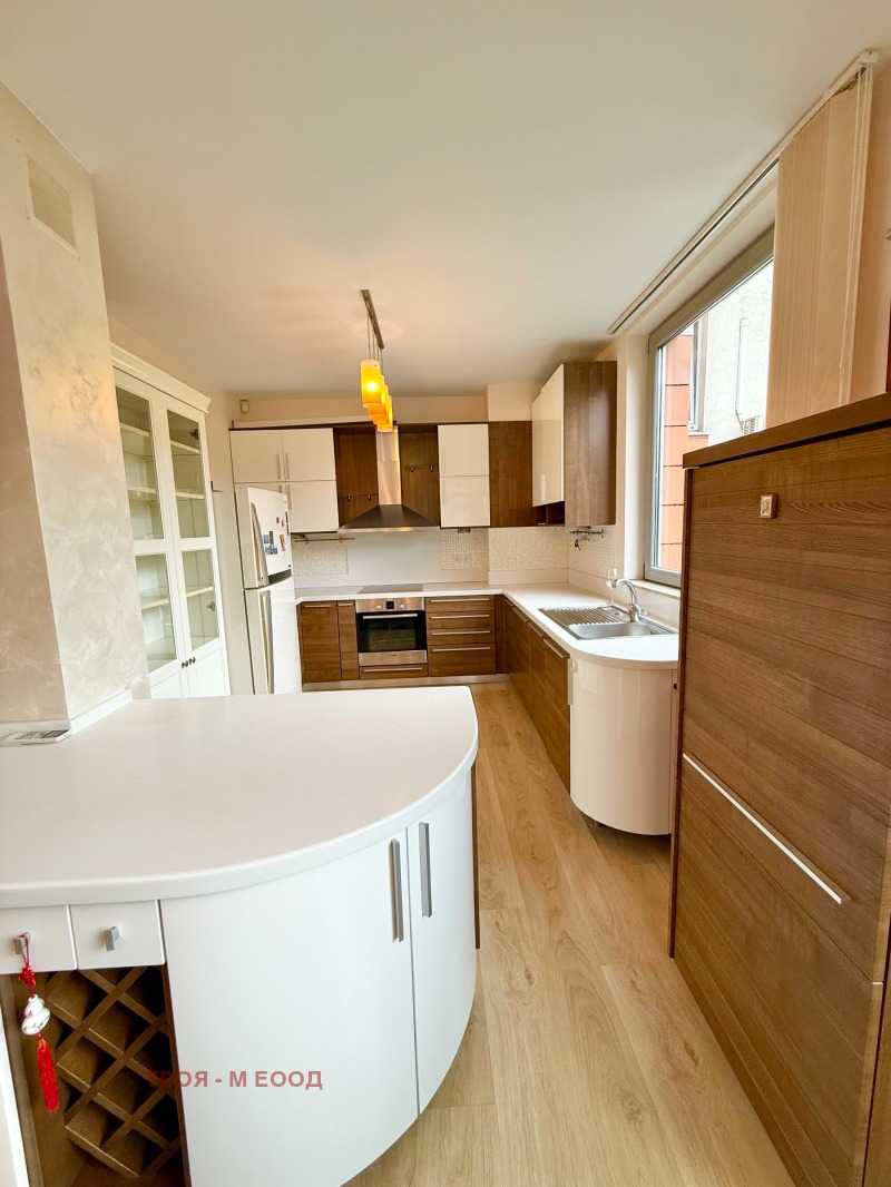 Vuokrattavana  3 makuuhuonetta Sofia , Simeonovo , 150 neliömetriä | 66535089 - kuva [3]