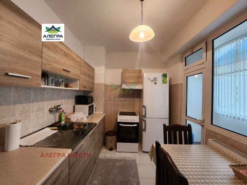 Дава под наем 2-СТАЕН, гр. Пазарджик, Окръжна болница