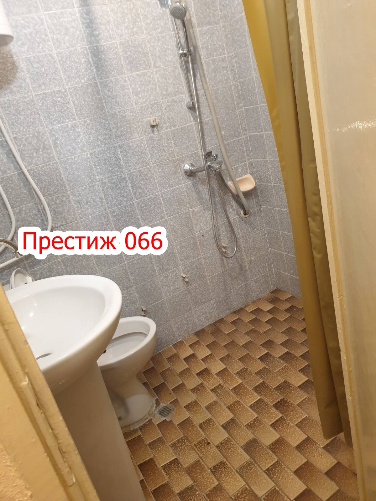 Дава под наем 2-СТАЕН, гр. Шумен, Добруджански, снимка 10 - Апартаменти - 56731478