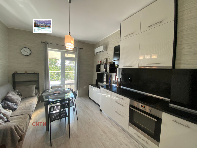 Kiadó  2 hálószobás Plovdiv , Centar , 80 négyzetméter | 99498500 - kép [2]