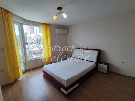 2 slaapkamers Briz, Varna 12