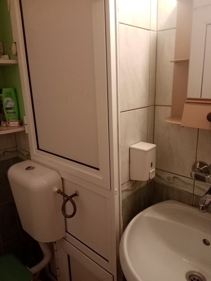 Kiadó  1 hálószoba Ruse , Zdravec Iztok , 62 négyzetméter | 87516727 - kép [4]