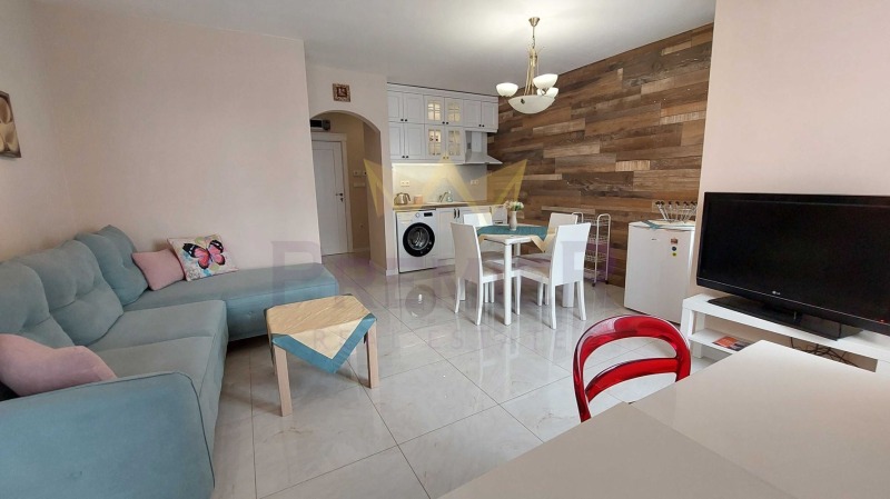 Дава под наем 3-СТАЕН, гр. Варна, Лятно кино Тракия, снимка 2 - Апартаменти - 52224000