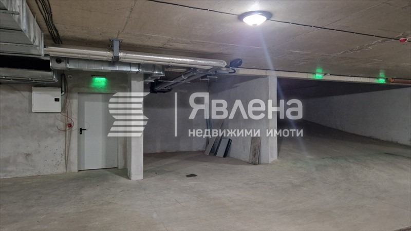 Дава под наем ГАРАЖ, ПАРКОМЯСТО, гр. София, Център