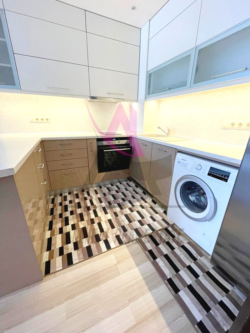 Te huur  1 slaapkamer Varna , Vazrazjdane 1 , 90 m² | 42803218 - afbeelding [2]