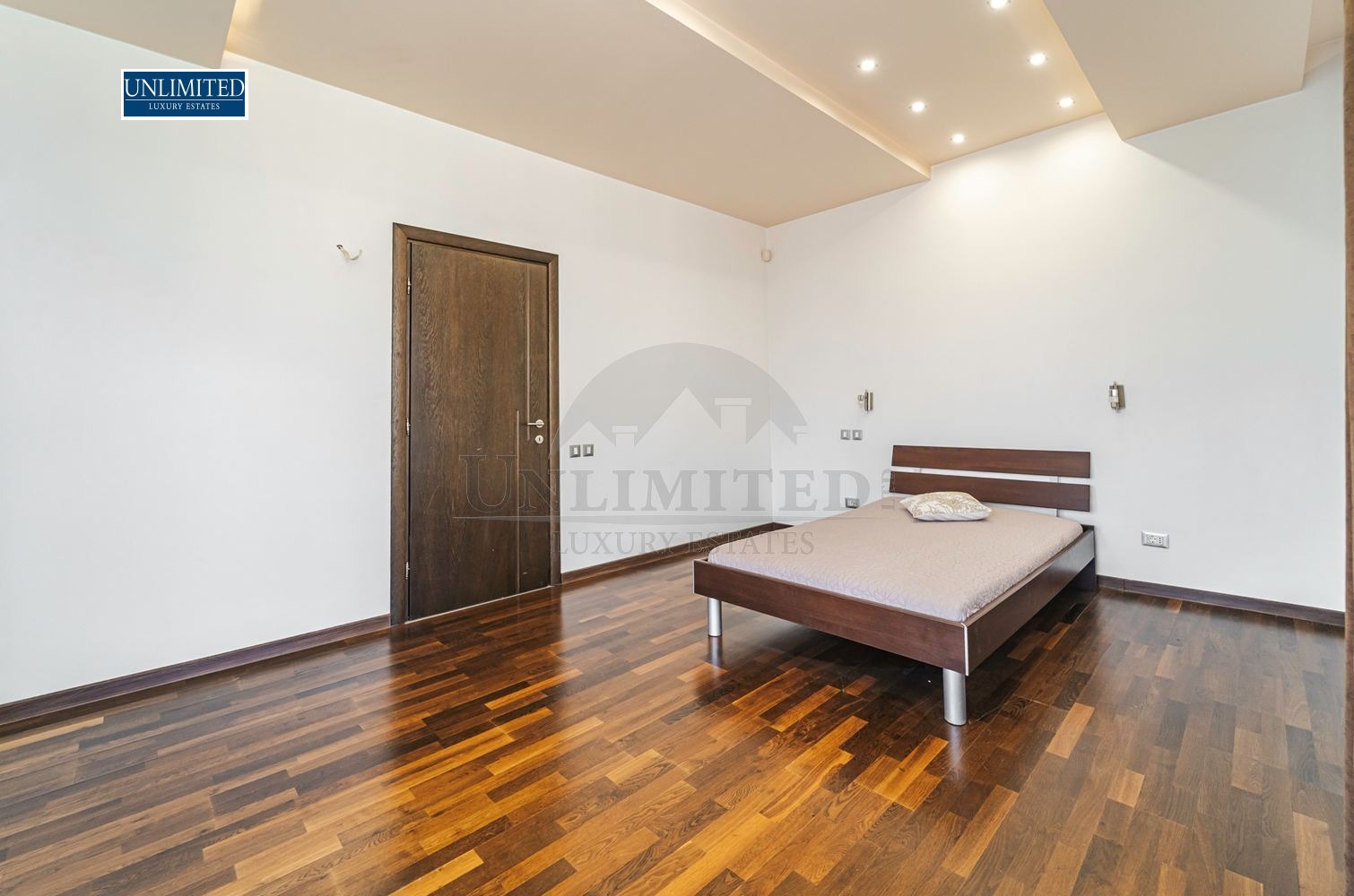 Дава под наем 4-СТАЕН, гр. София, Витоша, снимка 13 - Апартаменти - 54189657