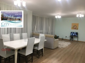 2 Schlafzimmer Trakija, Plowdiw 1