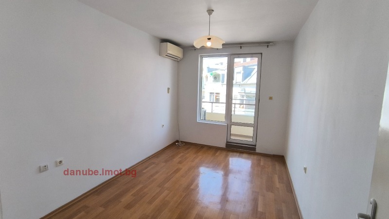 В оренду  1 спальня Русе , Център , 67 кв.м | 82539808 - зображення [4]