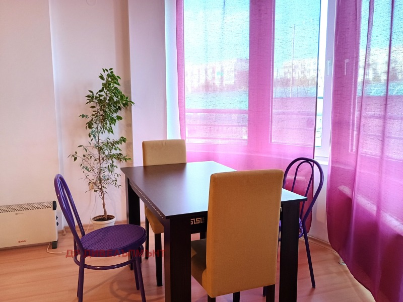 Издаје се  1 спаваћа соба Софија , Дарвеница , 68 м2 | 74055338 - слика [4]