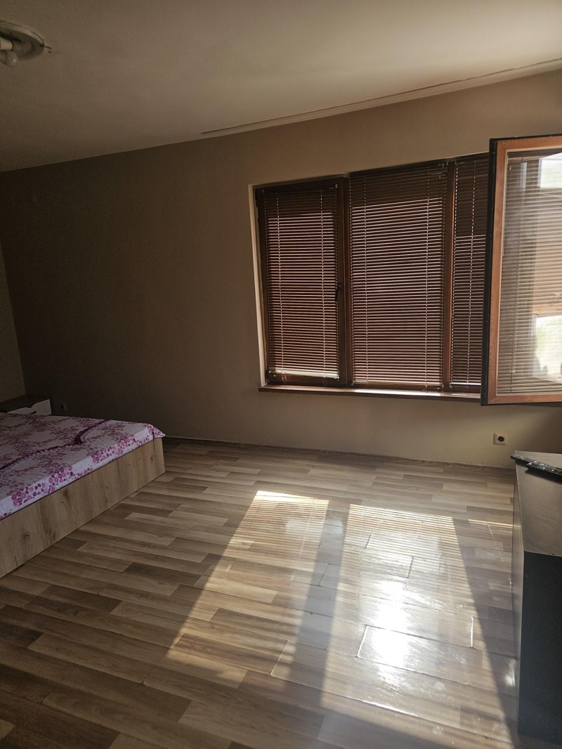 Дава под наем КЪЩА, гр. София, Орландовци, снимка 3 - Къщи - 53498472