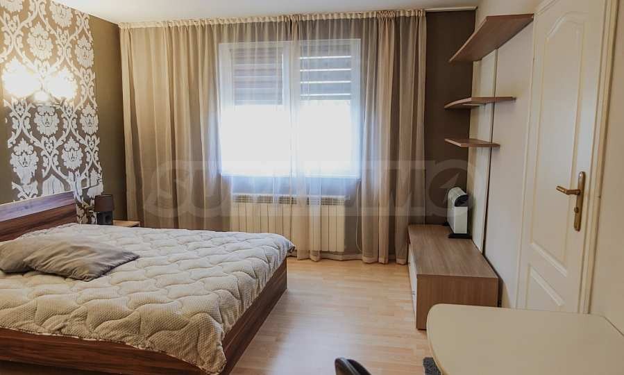 Дава под наем 4-СТАЕН, гр. Варна, Бриз, снимка 9 - Апартаменти - 54856137