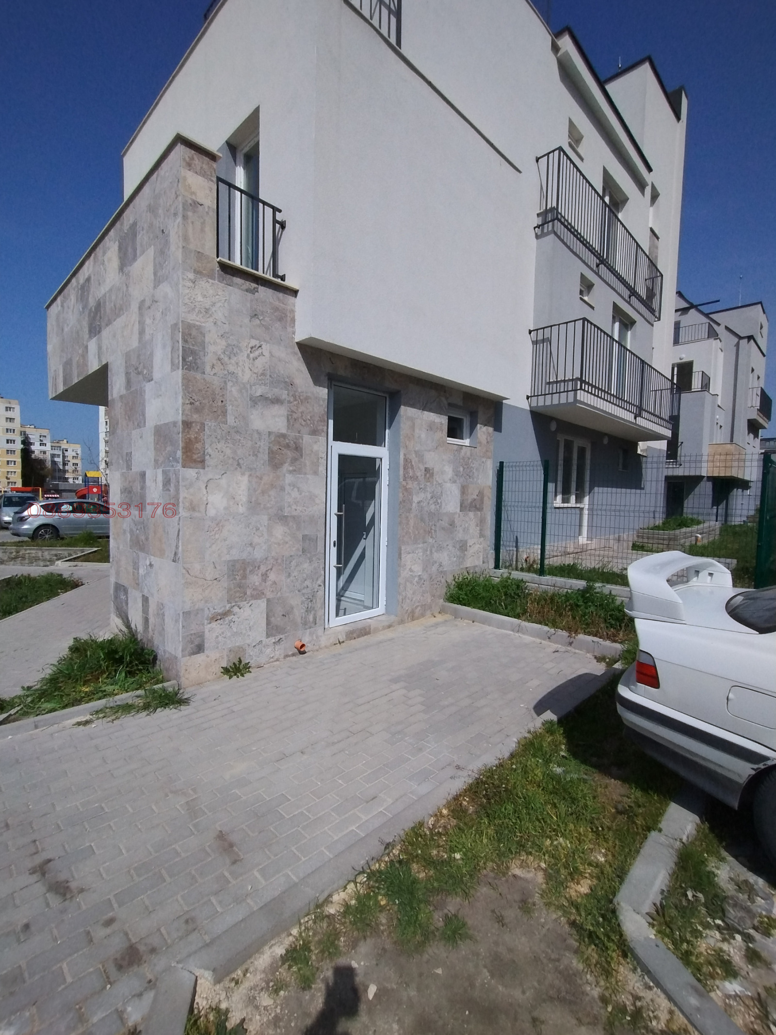 Дава под наем МЯСТО, гр. Варна, Владислав Варненчик 2