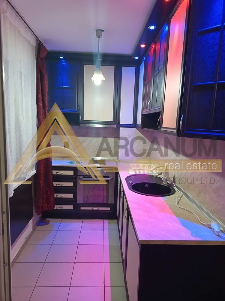 Do wynajęcia  3 sypialnie Warna , Ljatno kino Trakija , 100 mkw | 67038882 - obraz [3]