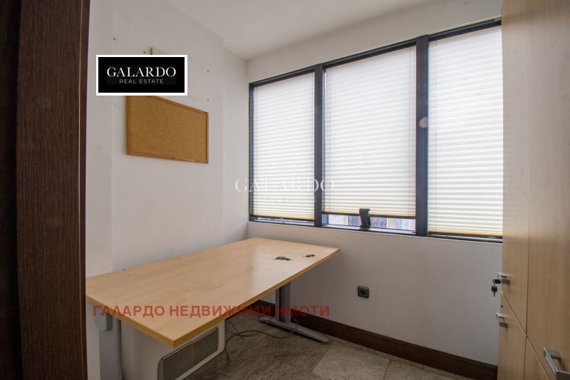 Te huur  Kantoor Sofia , Tsentar , 753 m² | 60661095 - afbeelding [9]