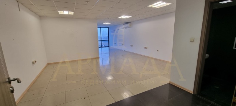 K pronájmu  Kancelář Plovdiv , Trakija , 88 m2 | 93745292 - obraz [2]
