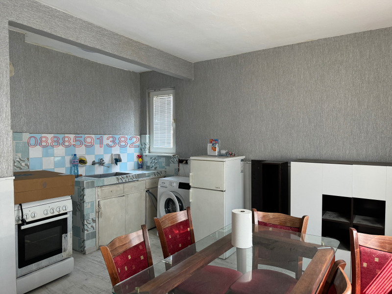 Дава под наем ЕТАЖ ОТ КЪЩА, гр. София, Горубляне, снимка 2 - Етаж от къща - 53391252