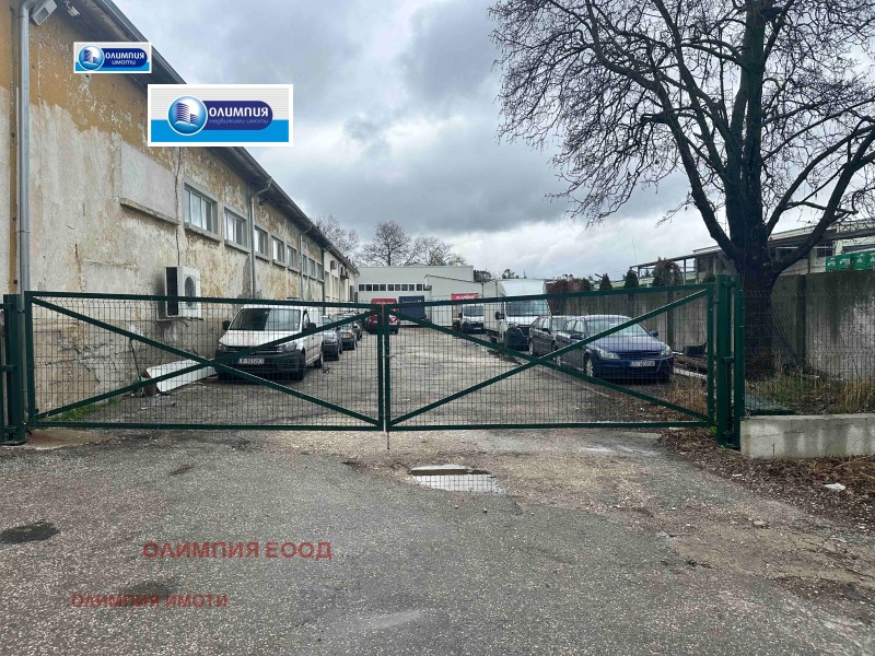 Do wynajęcia  Działka Ruse , Promiszlena zona - Iztok , 830 mkw | 74143384 - obraz [2]