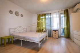 2 спаваће собе Лјатно кино Тракија, Варна