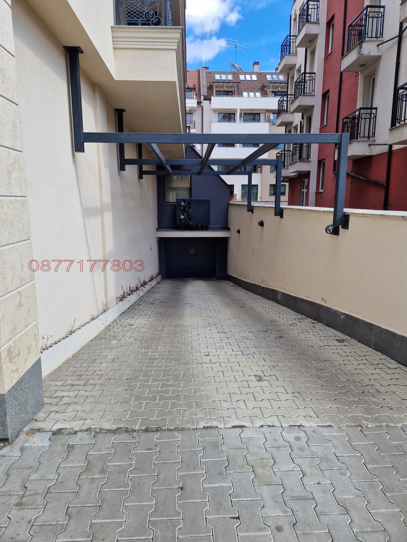 Til leje  Garage Sofia , Reduta , 16 kvm | 96728110 - billede [2]