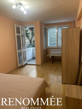 1 Schlafzimmer Oborishte, Sofia 2