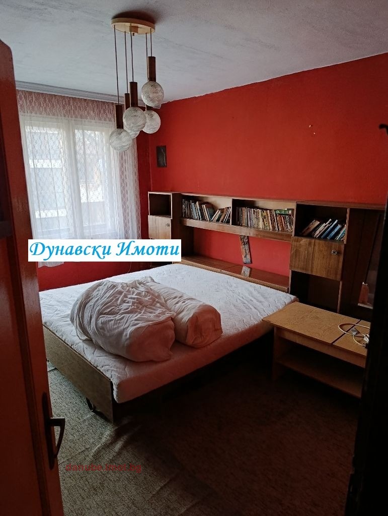 Дава под наем 4-СТАЕН, гр. Русе, Хъшове, снимка 3 - Апартаменти - 54753219