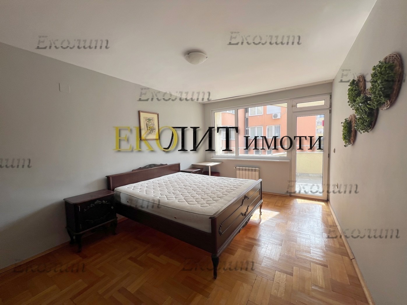 Дава под наем 2-СТАЕН, гр. София, Иван Вазов, снимка 2 - Апартаменти - 53466942