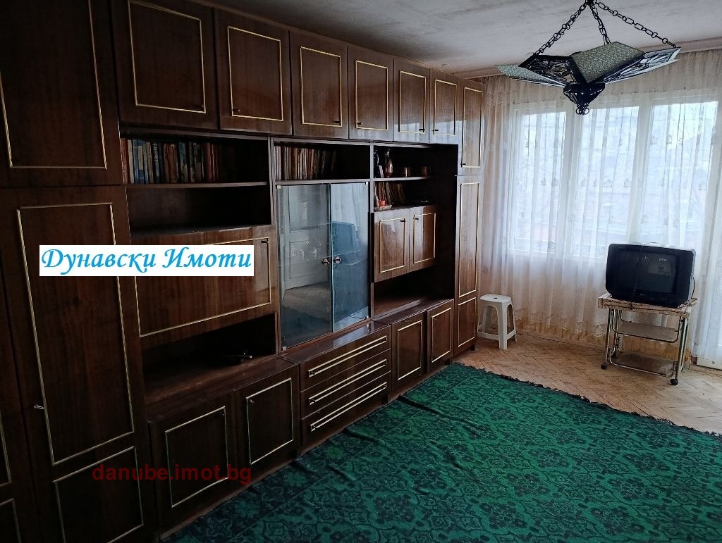 Дава под наем 4-СТАЕН, гр. Русе, Хъшове, снимка 2 - Апартаменти - 54753219