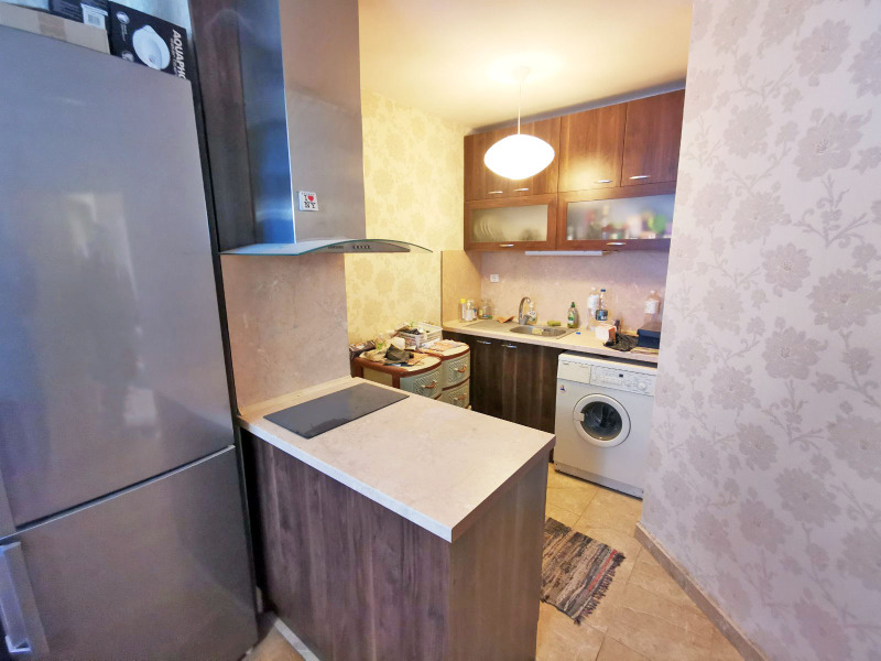 En renta  2 dormitorios Plovdiv , Vastanicheski , 75 metros cuadrados | 82537363