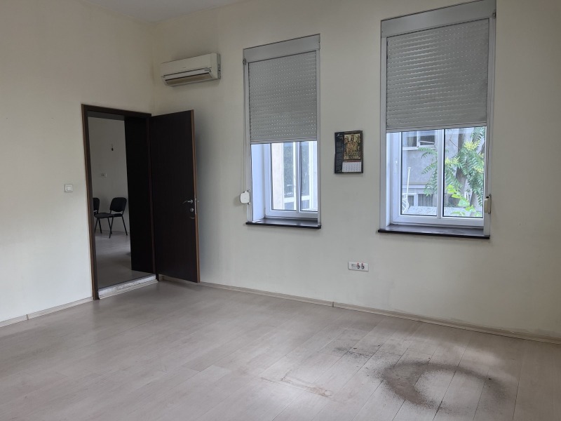 Te huur  Kantoor Varna , Tsentar , 83 m² | 93924558 - afbeelding [5]