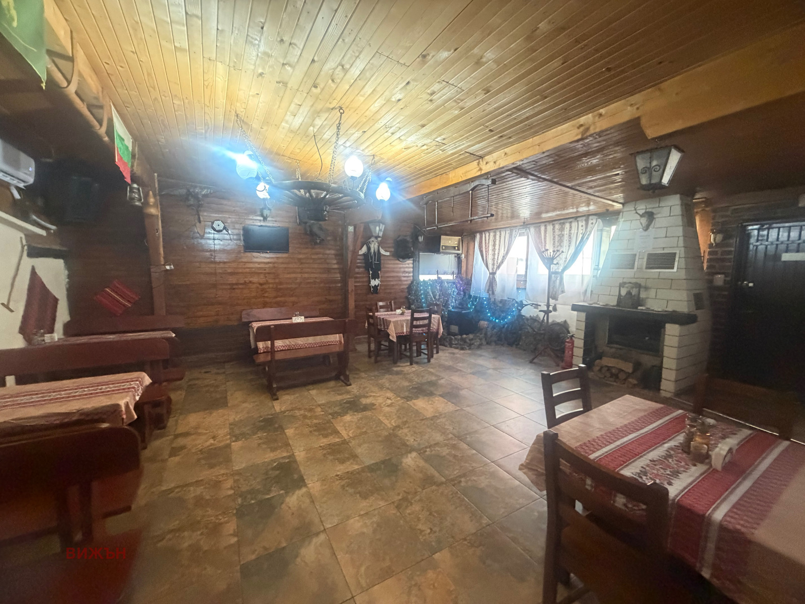 Дава под наем ЗАВЕДЕНИЕ, гр. Перник, Център, снимка 2 - Заведения - 53839295