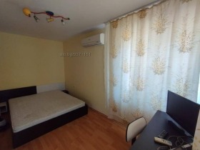 1 chambre Vazrajdane, Bourgas 6