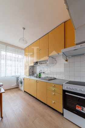 ����� ���� ��� ���� 3-�����,���� �����, ������>