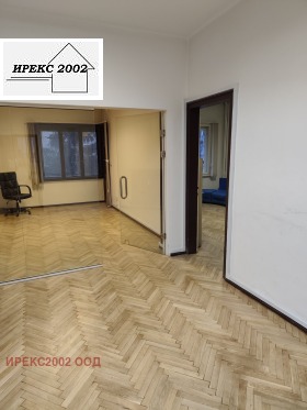 МНОГОСТАЕН, 120 m2