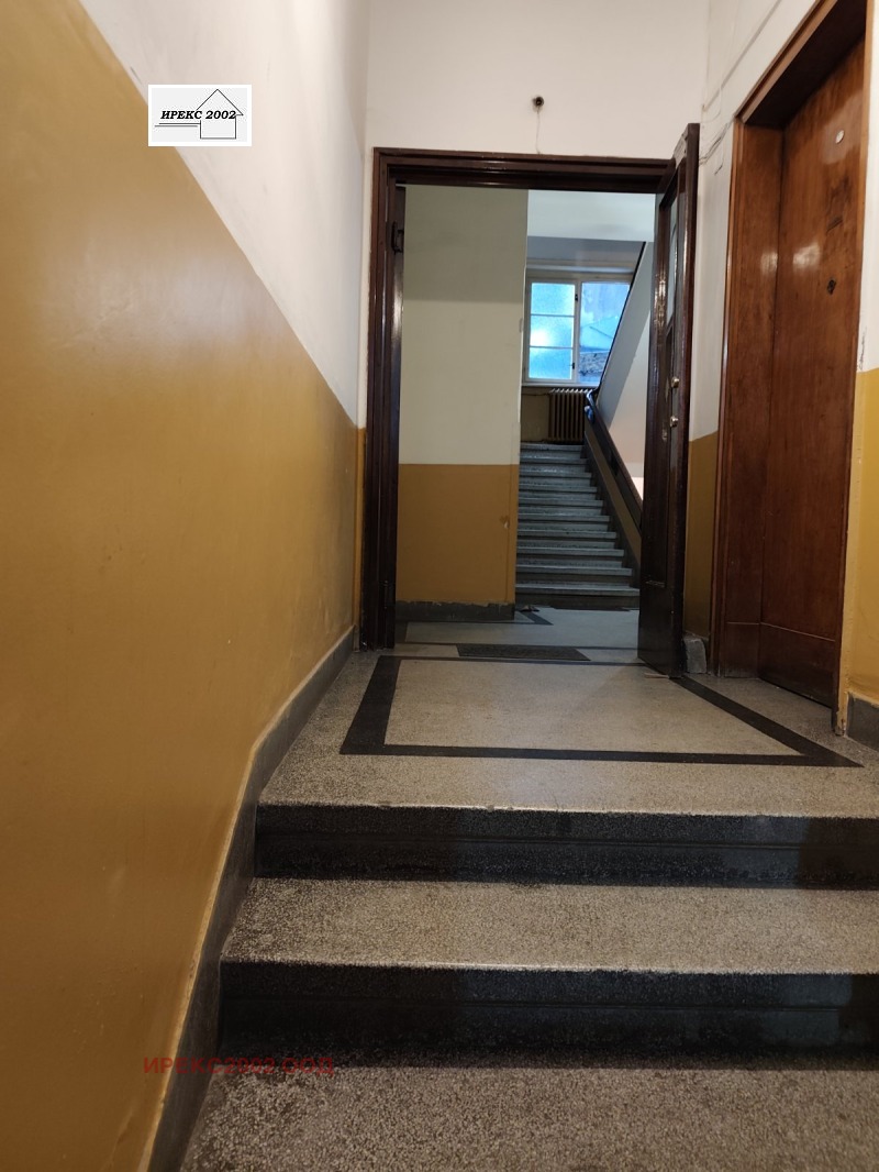 Дава под наем МНОГОСТАЕН, гр. София, Център, снимка 14 - Апартаменти - 51876041