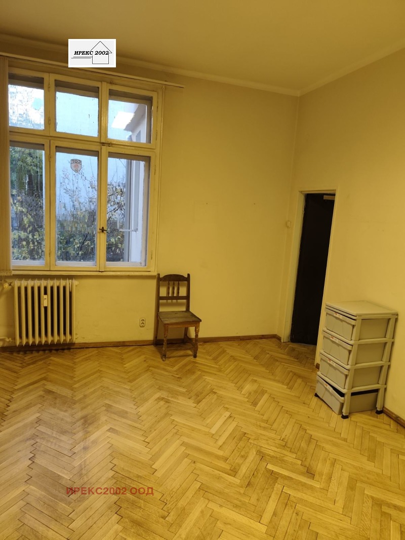 Дава под наем МНОГОСТАЕН, гр. София, Център, снимка 6 - Апартаменти - 51876041