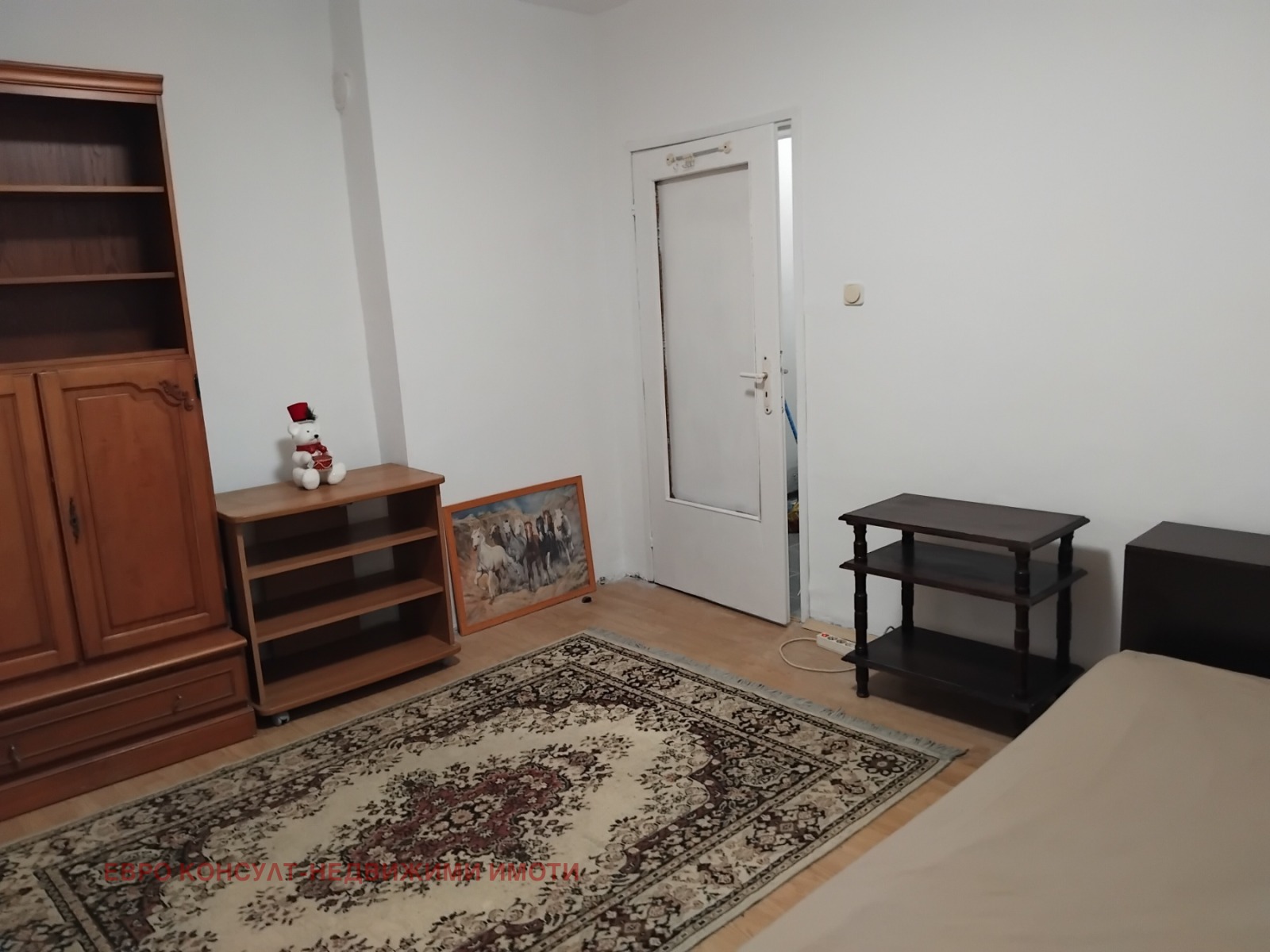 Дава под наем 2-СТАЕН, гр. София, Света Троица, снимка 8 - Апартаменти - 54827936